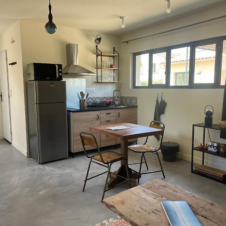 퐁비에이유 Studio Dans Les Alpilles 아파트 외부 사진