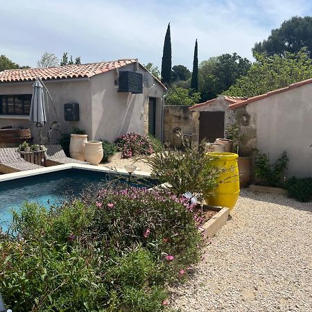 퐁비에이유 Studio Dans Les Alpilles 아파트 외부 사진