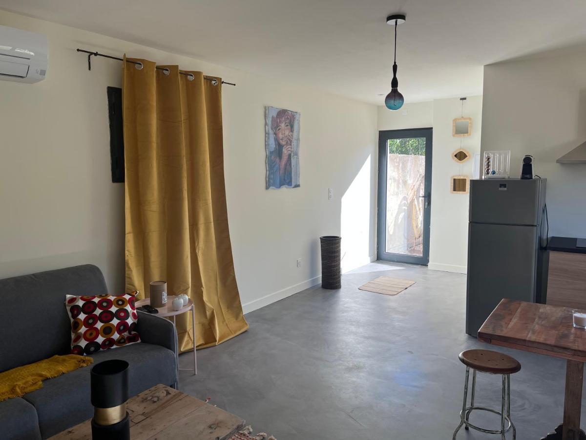 퐁비에이유 Studio Dans Les Alpilles 아파트 외부 사진
