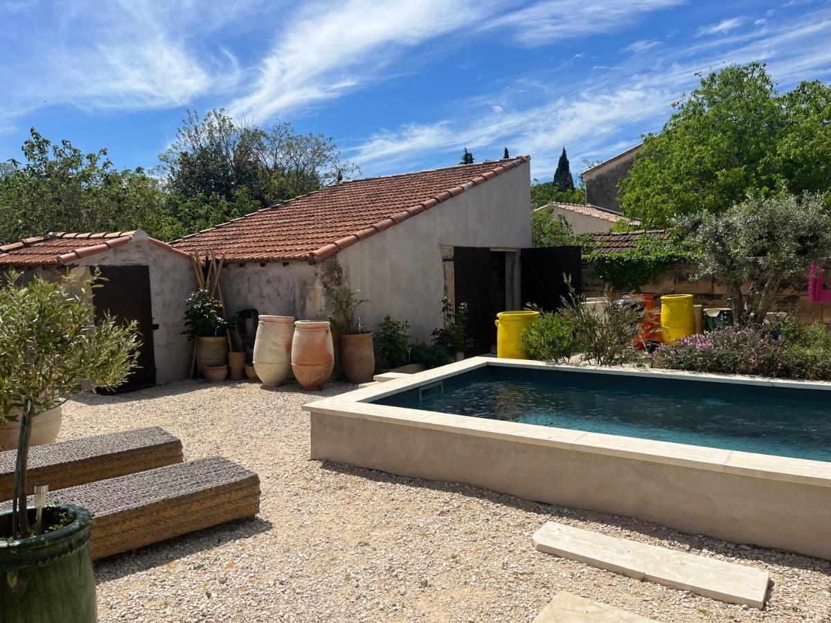 퐁비에이유 Studio Dans Les Alpilles 아파트 외부 사진